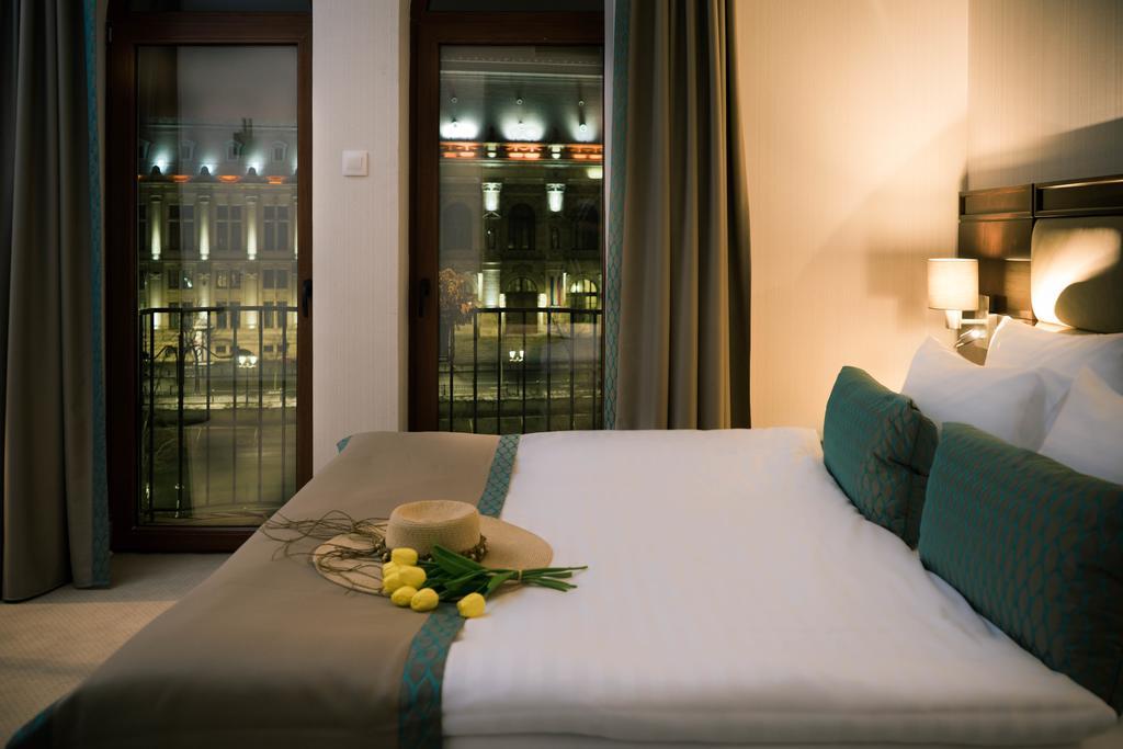 Hotel Concorde Old 4*